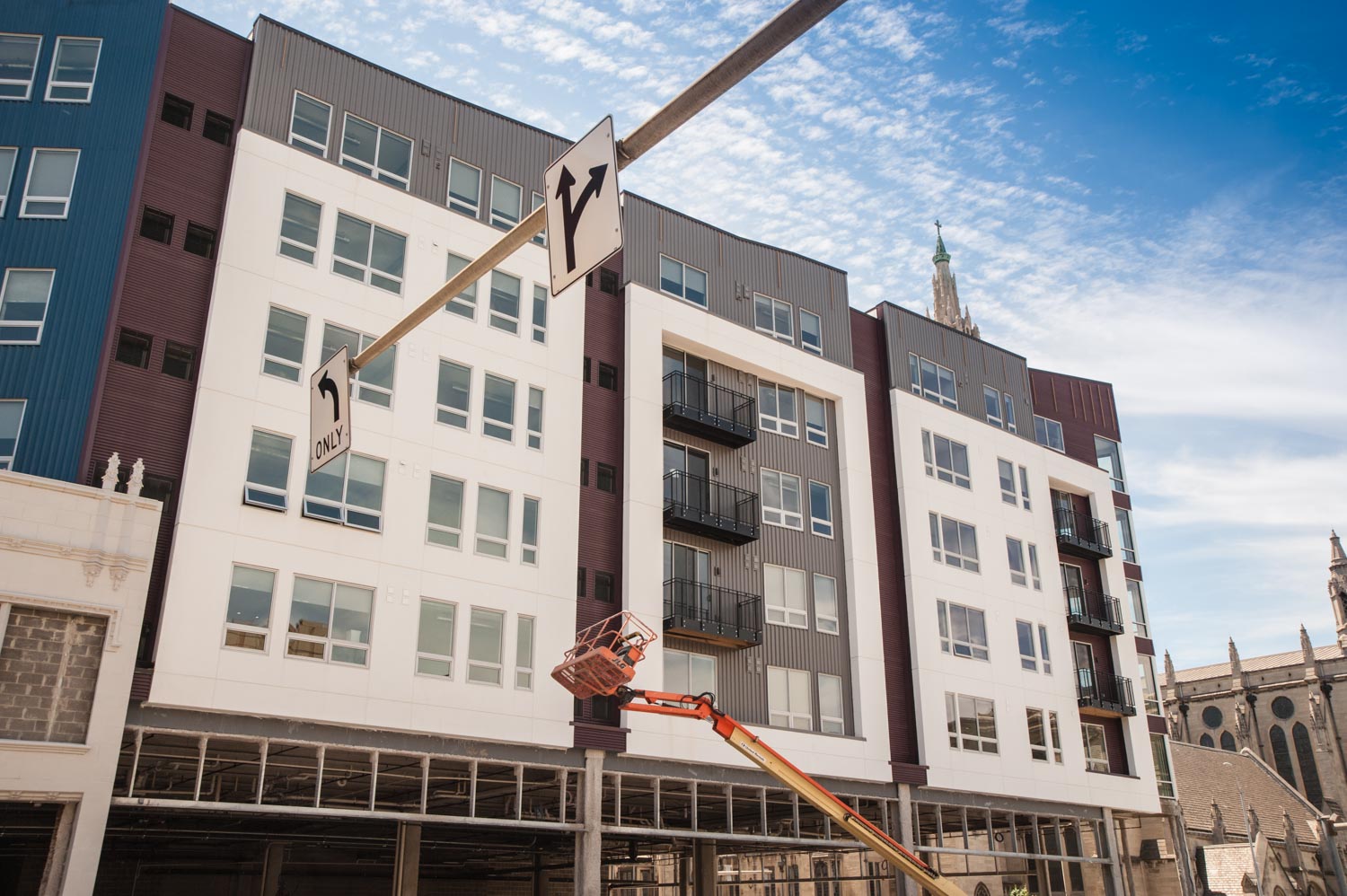 Wide angle street view Walnut Capital apartments